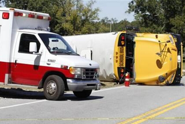 Un camion dans le Colorado a heurté un autobus scolaire et blessé plusieurs personnes